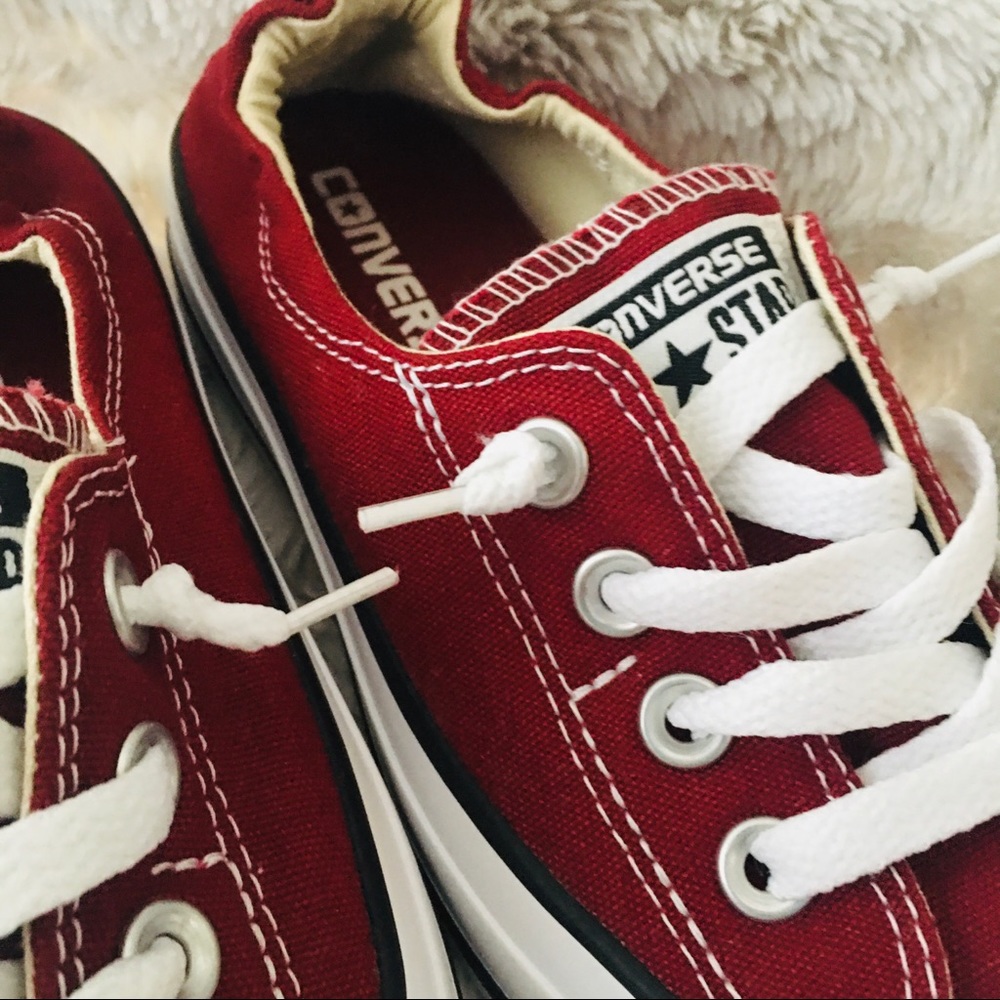Women’s size 6 converse shoreline slips - Picture 2 of 6
